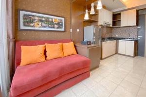 Spacious 1BR Classic at The Edge Bandung Apartment By Travelio