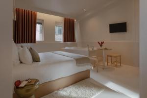 Hotels MiHotel Le Gourguillon : photos des chambres