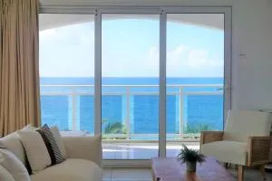 Maho Beach House - Premier 1-Bedroom, Oceanview Suite - Maho Reef