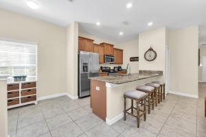 Spacious 5 Bedroom Villa for Families 6337