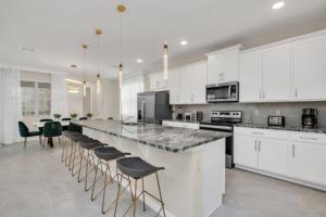 Private Oasis Retreat with 6 Bedrooms 6349