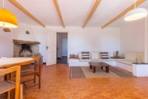 Villa con accesso privato alla spiaggia di Cala Brandinchi