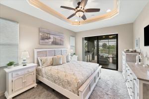 Charlotte County 5882: Relaxing Poolside Retreat