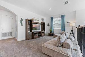 Orlando Villa 6461: Luxury 5-Bed Pool Home near Disney