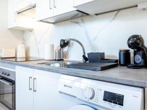 K1. Cozy Las Flores with Pool