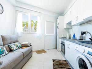 K1. Cozy Las Flores with Pool