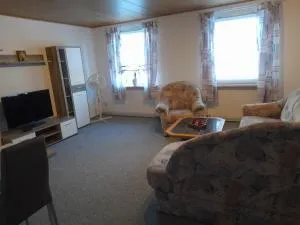 2 Raum Wohnung im DG - Fraureuth