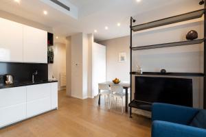 Arena Modern Apartment