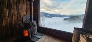 Experience Jotunheimen from Vevstogo - sauna with a view and eco living in an old school building