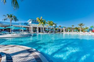 Relax and Unwind in this 9 Bedroom Villa 6487