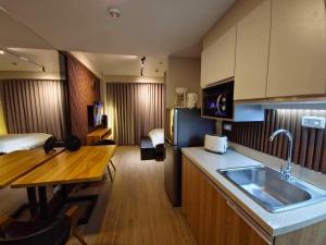 Sweet Escape Upper Penthouse One Regis