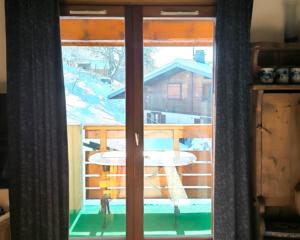 Nice T2 with south-east balcony