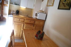 Nice T2 with south-east balcony