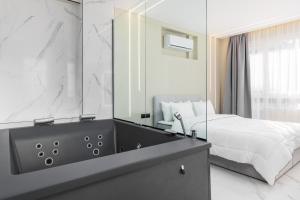 Ophelia Apartments by halu!, Luxury Apt with Hot Tub