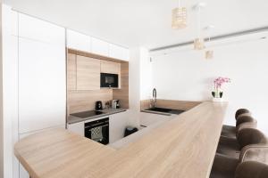 Lumineux 2 chambres avec Terrasse