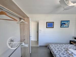 Appartements Le Frangipanier - Port de Carqueiranne et plages : photos des chambres
