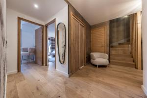 Le Glacier Pelve Courchevel 1650 - Five Bedrooms - Bed & Breakfast