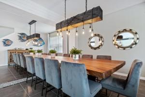 The Ultimate Mansion with Private Pool on Solara Resort Orlando Mansion 5300