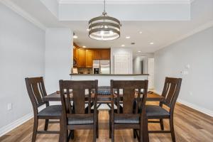 Rent this Luxury Condo on ReResort and Spa Orlando Condo 5708