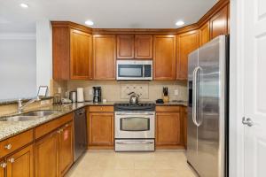 Rent this Luxury Condo on ReResort and Spa Orlando Condo 5708