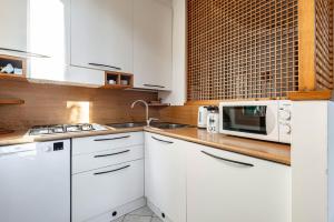 Cozy 2-Bedroom Stay at Lido di Venezia