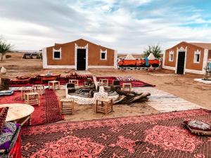 Desert Tours & Camp Chraika