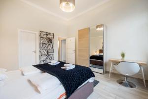 Your 3-bdrm apartment at Szimpla Kert