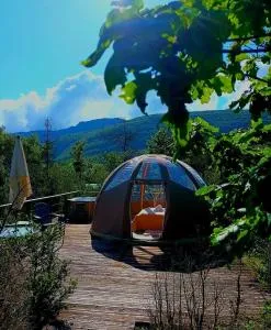 Bulle en bois sous les étoiles - Champfromier