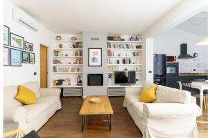 Terrazza Cirnauti il pieno di luce in centro città