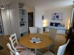 appartement fleurs - 洛克蒂迪