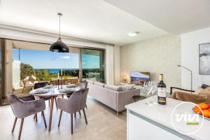 ViVi Homes - Blue View, Pool, Sauna, Gym & Sea View