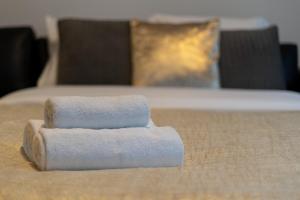 Apartments Deluxe Barcelona 55 by BookingHost