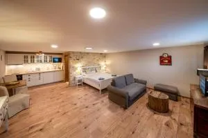 Prague West - Quite Studio Terrace Chyne - Unhošť