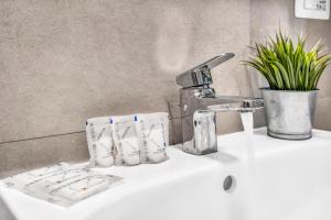 MA22 - Duomo-Loreto - Near the DUOMO -