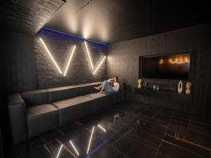 Behind the Scenes Taczaka