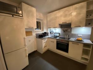 Schöne Wohnung 90qm mit Sonnenterrasse und Aussicht