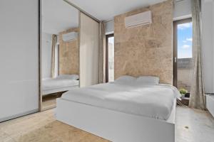 Ultra Central Apartment - Victory Avenue