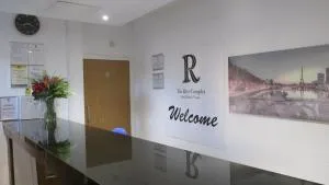 Rooms at The Ritz Complex - 哈波罗集市