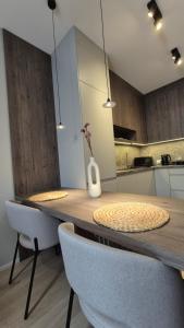 Luxurious Almond Apartment, self check-in 24h, free parking, air-conditioning