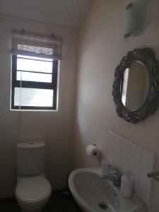 Cove Rock Seaview Apartment