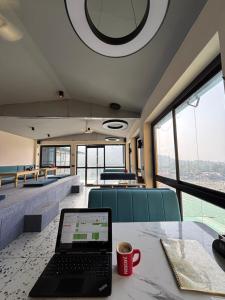 Shalom Backpackers Rishikesh