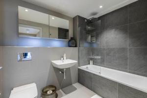 Comfortable 2BR in Backbarrow with Parking