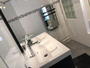 Maisons de vacances Maison au coeur du village : photos des chambres