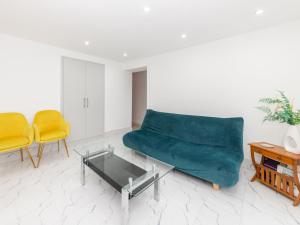 Charming Modern Home in Central Wokingham - Pass the Keys