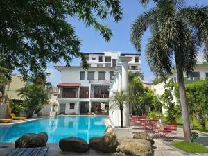 Club De Novo Hotel - Jogīkuti