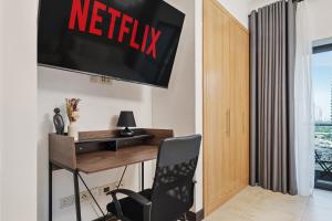 Chic Studio in Goldcrest Views, JLT