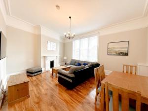 2 Bed in Bournemouth - Sleep 5