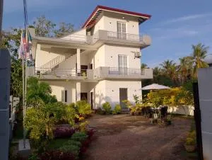 C & D Apartments - Wennappuwa