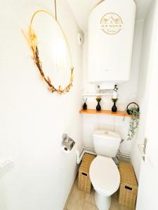 Appartements L-echappee verte - T2 - Confort -Piscine - Tennis- Parking - Climatisation - SudSejourConciergerie : photos des chambres