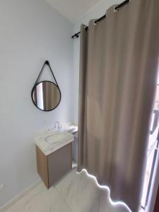 Priscila - AP23 - Maranduba Ubatuba